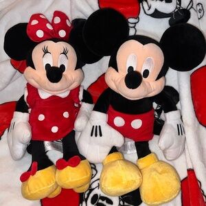 Set of 2 Disney Store Authentic Mickey and Minnie Plush 19" Bean Bag Bottom